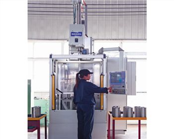 精密珩磨機的珩磨方法有著什么分類